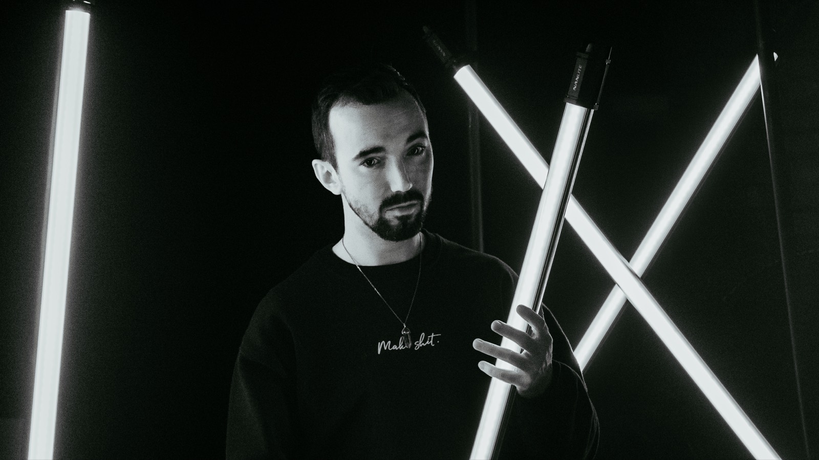 LED tube light installation